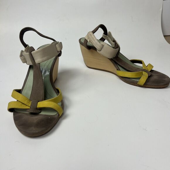 Camper Leather Wooden Heels Size 39 Hook And Loop Fastener - Picture 1 of 8